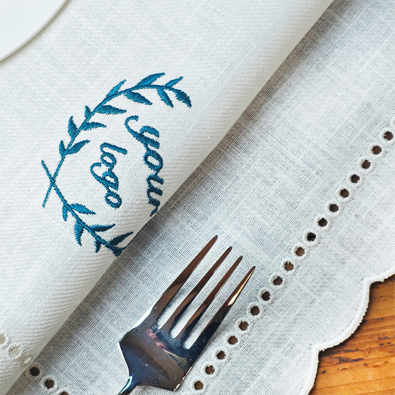 Serviettes en tissu avec logo monogramme personnalisé